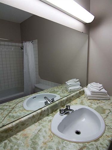 Motel Princesse Chicoutimi Exterior foto